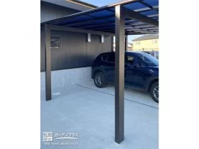 モダンなフラット屋根のカーポート[施工後]