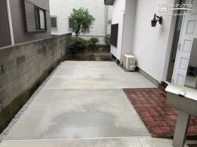 玄関まわりまで土間コンクリートを打設[施工後]