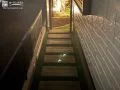 ヴィンテージ感のある枕木材の園路