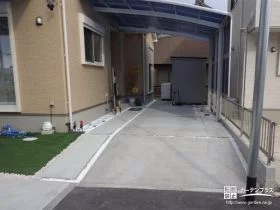玄関まわりを使いやすい駐車スペースに[施工後]