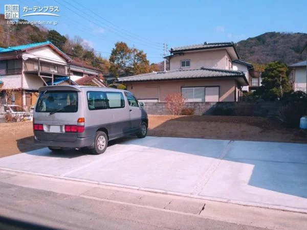 No.15677 高低差のあるお庭を整地・舗装した駐車スペース工事