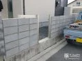 ブロック塀には門扉も設置し、敷地外への出入りもラクラク