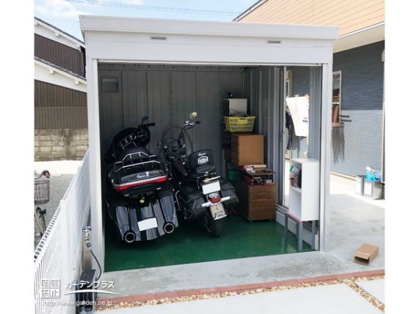 外構施工例一覧 バイクガレージ 50万円 100万円 外構工事のガーデンプラス