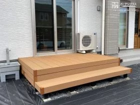 ゴミや落ち葉が入らない床下囲い付きウッドデッキ[施工後]