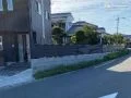 道路境界の目隠しフェンス