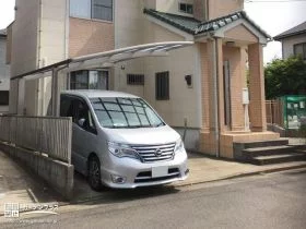 お車を雨や埃から守るカーポート