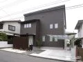玄関まわりにゆとりを感じられる大人モダンの新築外構