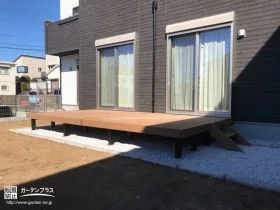 お手入れしやすい人工木ウッドデッキ[施工後]
