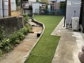お子様と遊べる人工芝のお庭[施工後]