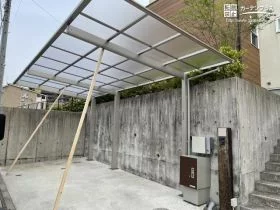 屋根の大きさに余裕をもたせたカーポート[施工後]