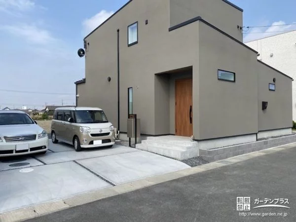 No.17221 建物を引き立てるシンプルモダンの新築外構[施工後]