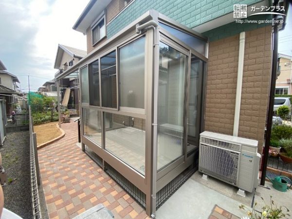 「テラス囲い+テラス屋根」で家事に役立つお庭リフォーム工事 (No.17290) / テラスまわりの施工例 | 外構工事のガーデンプラス