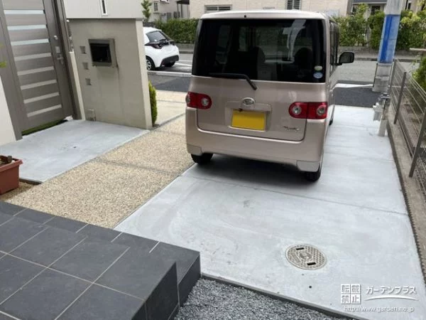 玄関前に駐車スペースを増設