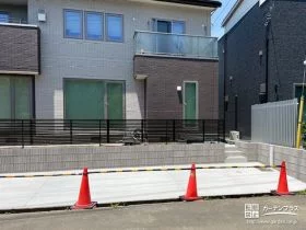 半目隠しフェンスを設置したお庭[施工後]