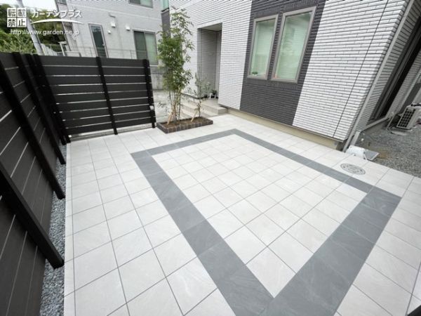 ご家族様憩いの空間が広がるタイルテラスを設置したお庭リフォーム (No.17405) / テラスまわりの施工例 | 外構工事のガーデンプラス