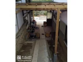 建物後方までしっかり守る犬走り屋根[施工後]