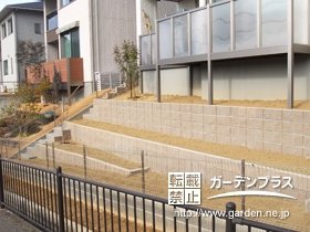 花壇造作工事 No 1762 花壇 菜園 芝生の施工例 外構工事のガーデンプラス