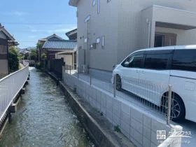 水路沿いを安全に