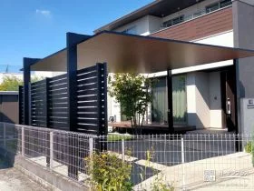 サイドパネルでプライバシーに配慮[施工後]