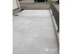 前庭を駐車スペースに[施工後]