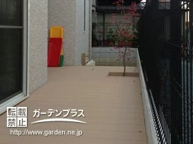 ウッドデッキ