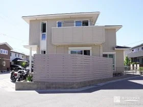 お庭のプライバシーを守る目隠しフェンス[施工後]