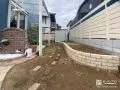 ブルーのラインが効いた目隠しフェンス