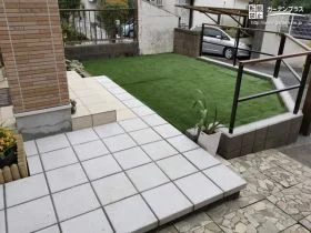 蹴込をつけたアプローチステップ[施工後]