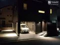 建物の照明で安心できる駐車スペース