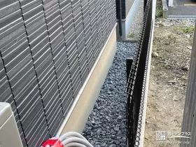 足元や建物を清潔に保てる犬走りの雑草対策[施工後]