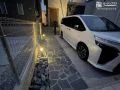 夜間もアプローチの安全を守る照明