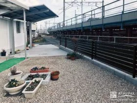 防草シートで雑草も抑えられるお庭[施工後]
