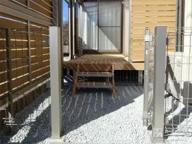 ご家族様もわんちゃんも安心して過ごせるお庭に[施工後]