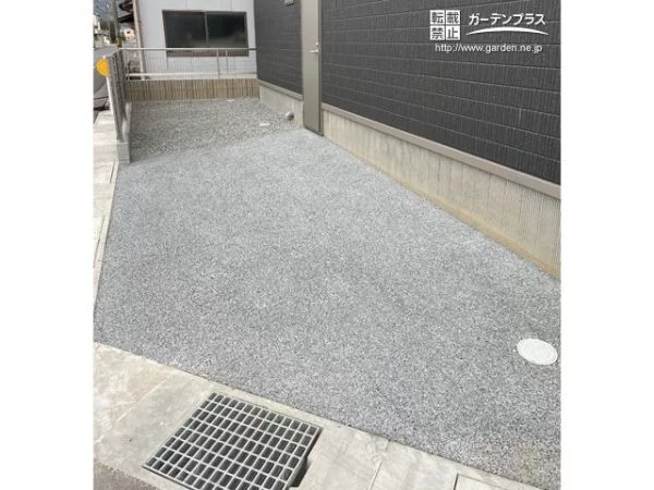 透水性コンクリートを打設した駐車スペース