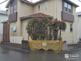 道路沿いに設置した土留めのブロック