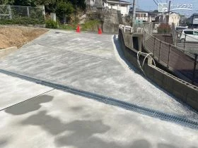 道路よりも低いお庭を雨水から守る排水溝[施工後]