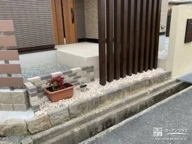 小さな塀が可愛い植栽スペース[施工後]