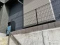 外観のイメージを損ねないメッシュフェンス