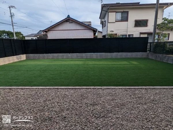 人工芝、庭で使用した残りになります！ - その他