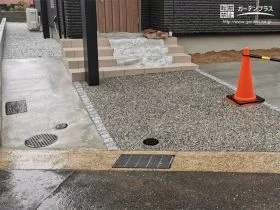 洗い出しで仕上げたアプローチ[施工後]