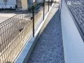 転落防止用のメッシュフェンス