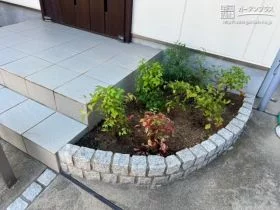 お好みの植栽で彩る花壇[施工後]