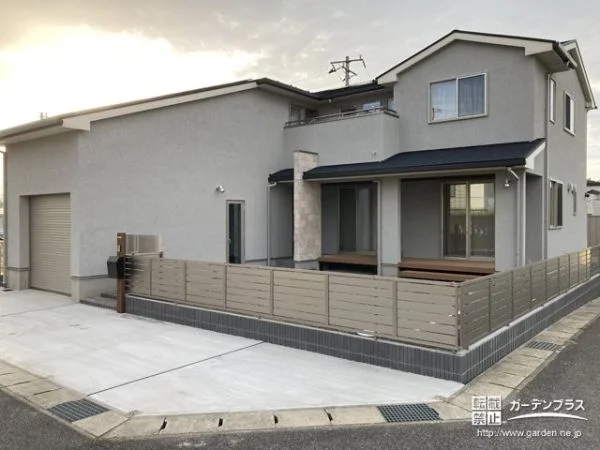 お住まいの形を活かした安心して過ごせる新築外構