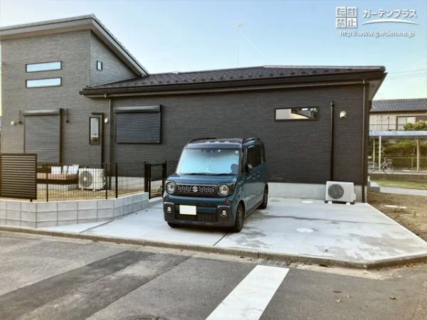 お車2台分の駐車スペース