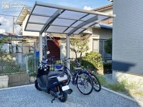 バイクや自転車が快適に停められる駐輪スペース