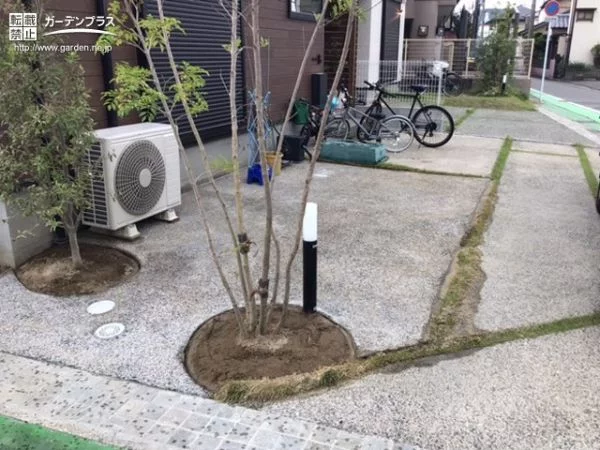 既存の駐車スペースに馴染ませたコンクリート舗装工事