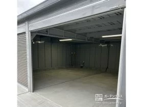 倉庫や作業スペースとしても使えるガレージ[施工後]