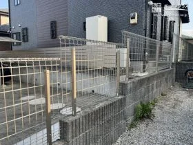 駐車スペースを守る境界フェンス[施工後]