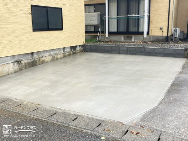 ストレスなく快適に利用できるようになった駐車スペース舗装工事 (No.21914) / 駐車スペースの施工例 | 外構工事のガーデンプラス