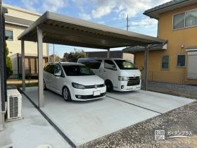 頑丈な折板屋根カーポート付きの駐車スペース[施工後]